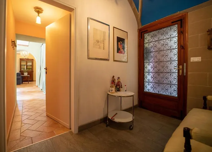 아파트 La Loggia Dei Frati 카네로 리비에라